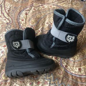 Baby Kamik boots. Size 5